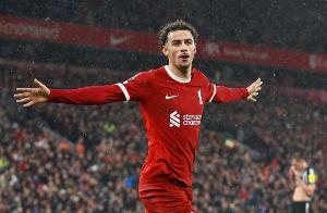 柯蒂斯·琼斯：我们要延续老球员树立的标准，期待球队下赛季表现